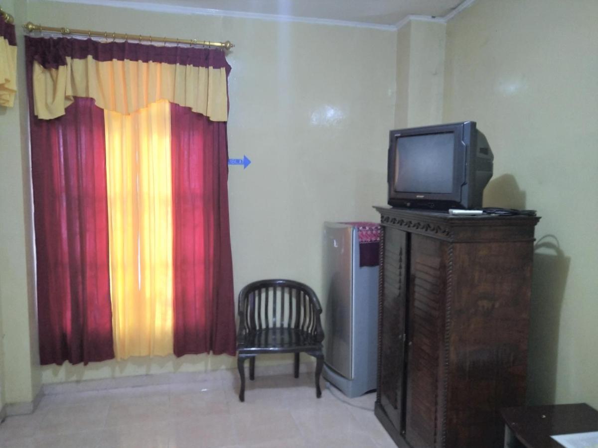 Hotel Pekalongan Syariah Mitra Reddoorz Exterior foto