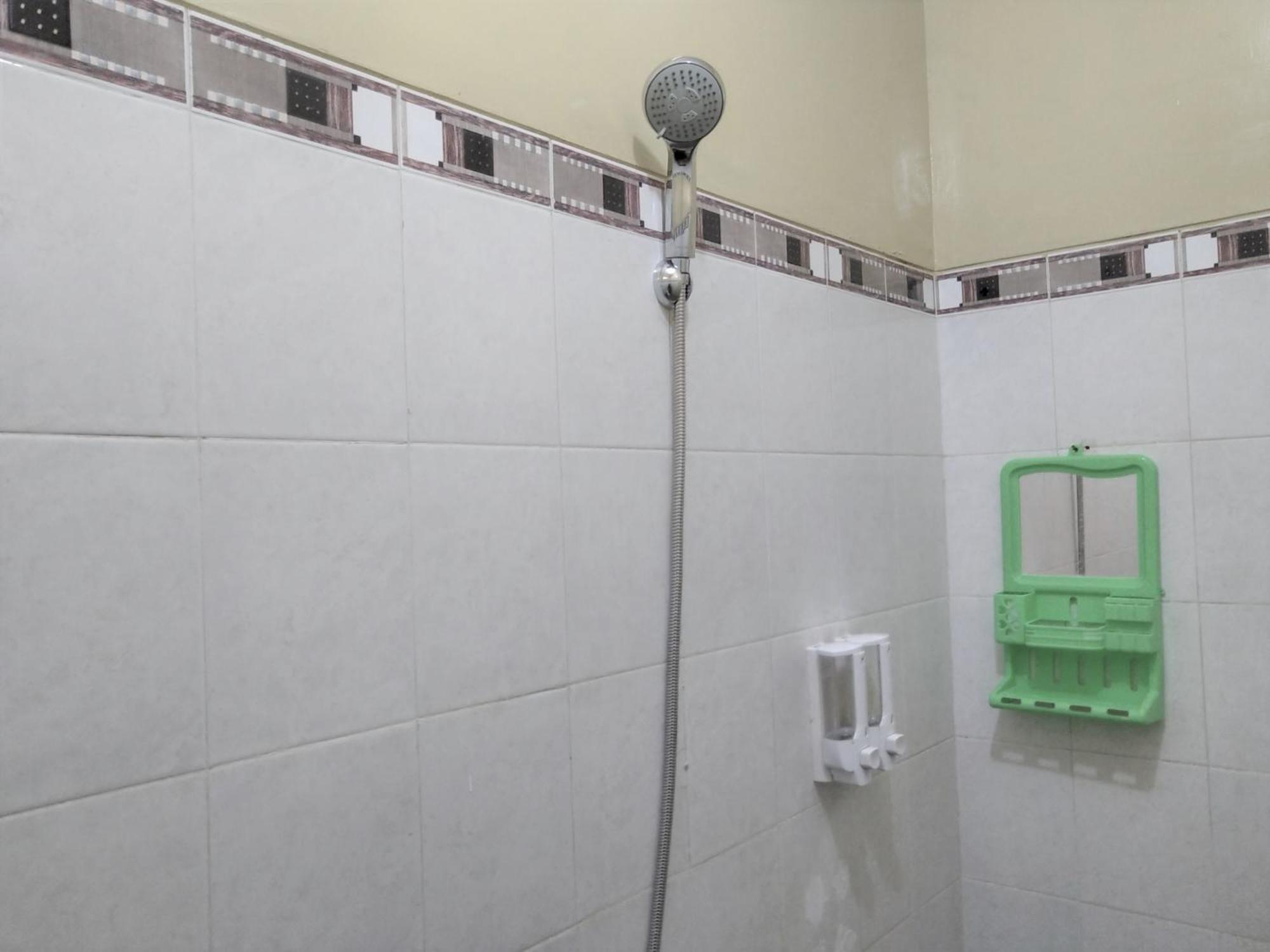 Hotel Pekalongan Syariah Mitra Reddoorz Cameră foto